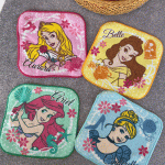 حوله سایز کوچک با طرح پرنسس های دیزنی