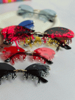 عینک اشکی نگین دار - Image 3