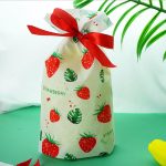 کیسه گیفت جمع شونده طرح توت فرنگی - Image 2