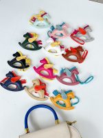 چارم بگ طرح اسب