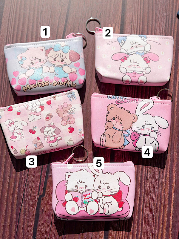 IMG_3184 کیف هندزفری طرح میکو - Image 2