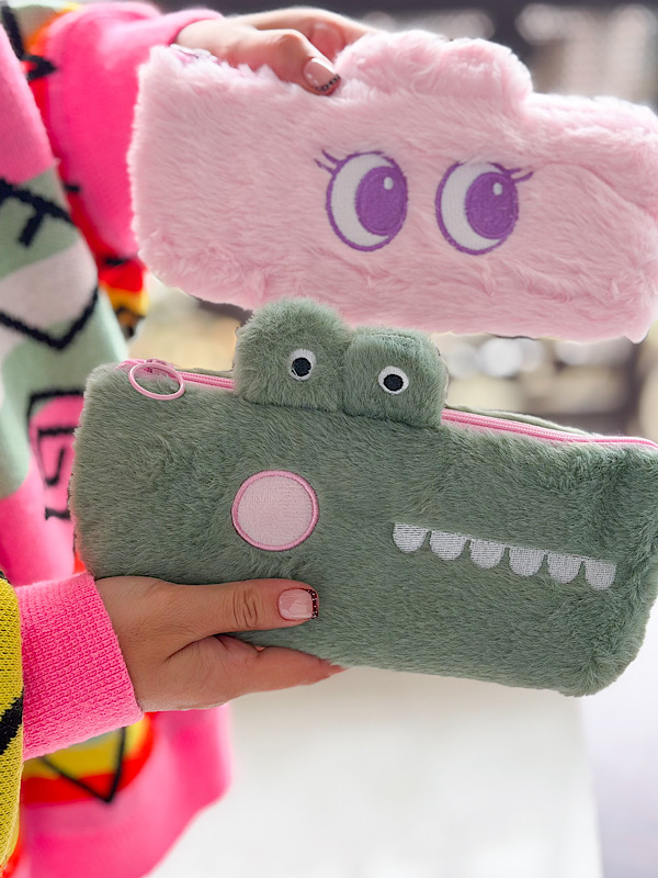 IMG_4356 جامدادی پولیشی عروسکی - Image 1